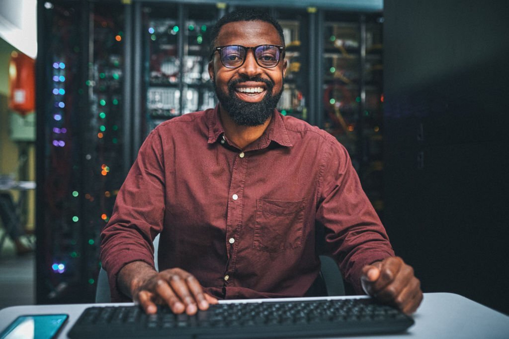 Are you a Teck Worker or an IT Professional willing to come here to work this year. This post explains it all. Continue reading to see how to get started as a Tech Worker