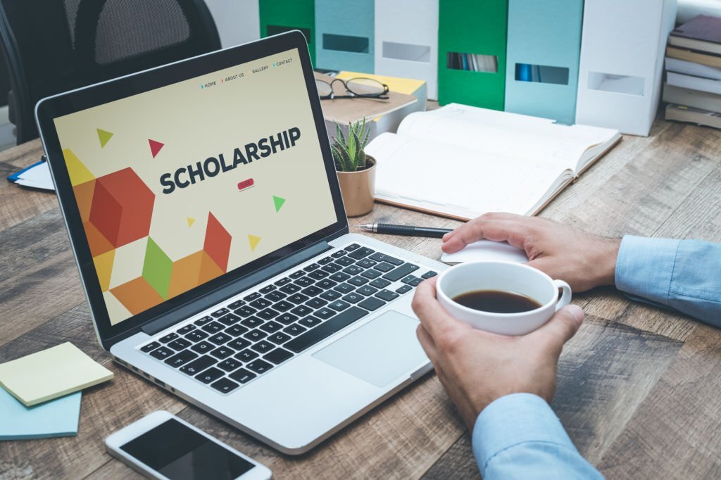 Don't miss any of these 15 annul scholarships in Canada that are meant specifically for students from Africa and other countries before they close. Continue reading to see how to apply.